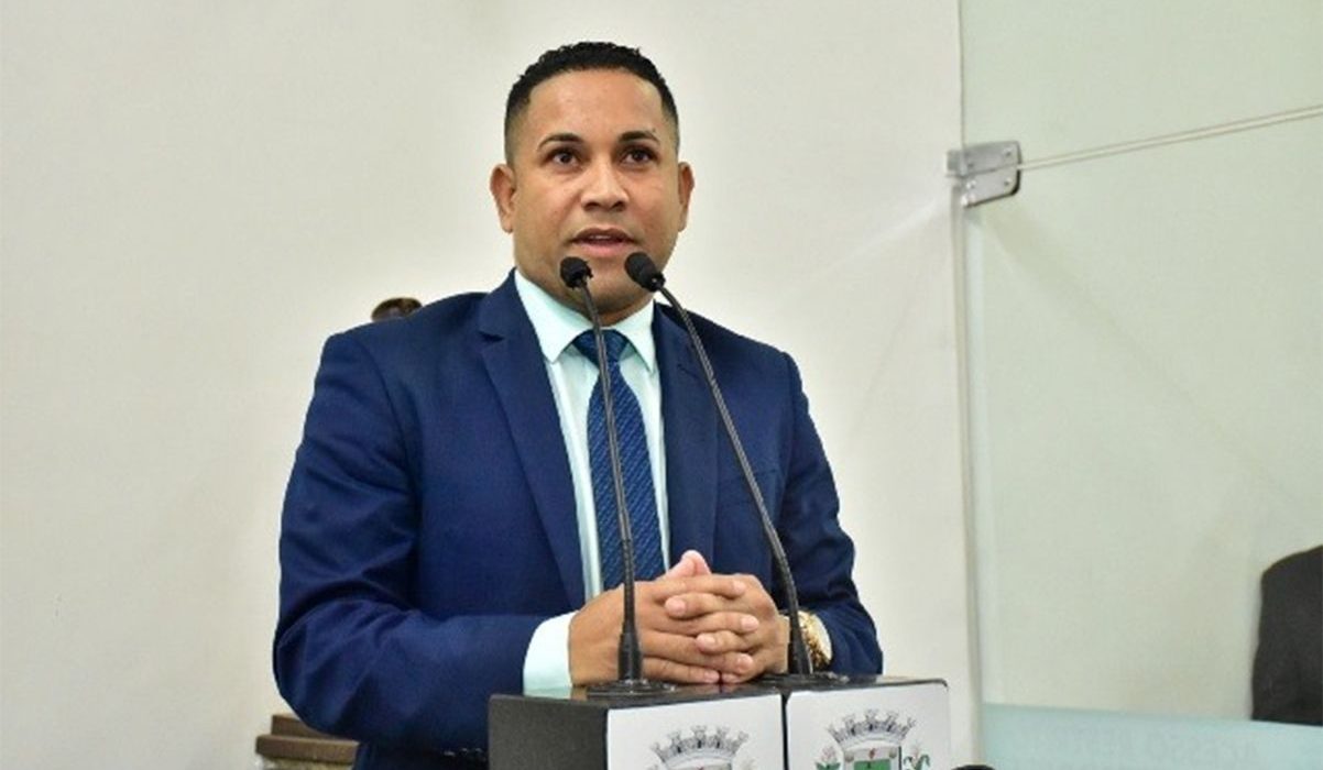 vereador-de-feira-de-santana-e-detido-apos-atirar-em-defesa-de-mulher-gravida