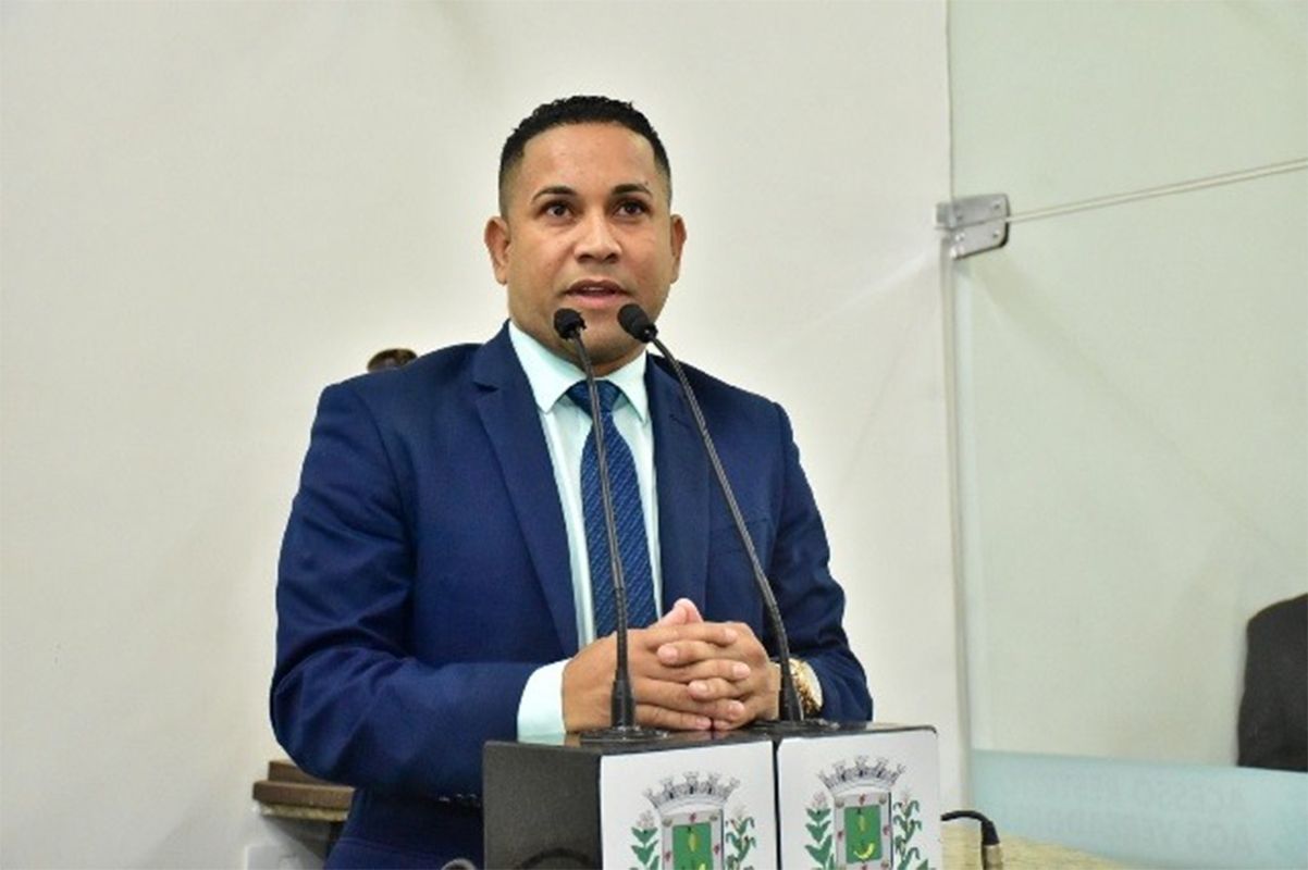 vereador-de-feira-de-santana-e-detido-apos-atirar-em-defesa-de-mulher-gravida