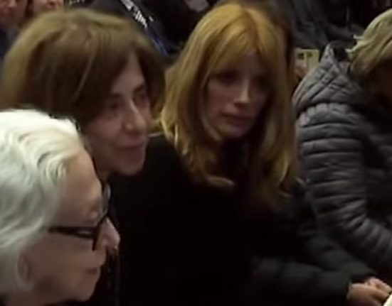 fernanda-montenegro-e-fernanda-torres-recebem-bencao-do-papa-francisco-no-vaticano