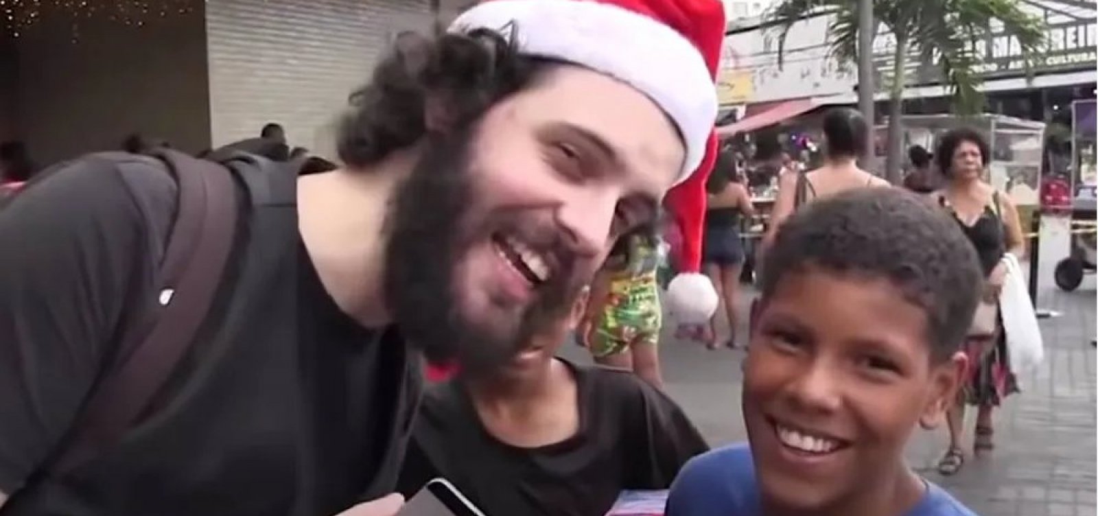“valeu,-natalina”:-meme-de-natal-vira-caso-de-justica-no-rio-de-janeiro