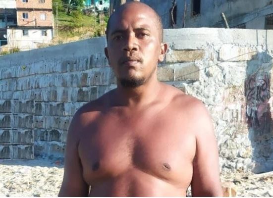 homem-de-34-anos-e-morto-a-tiros-no-bairro-rio-sena-em-salvador