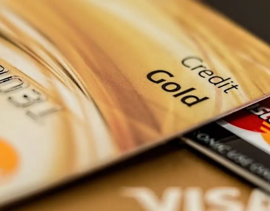banco-central-anuncia-regulamentacao-de-juros-no-cartao-de-credito-a-partir-de-3-de-janeiro