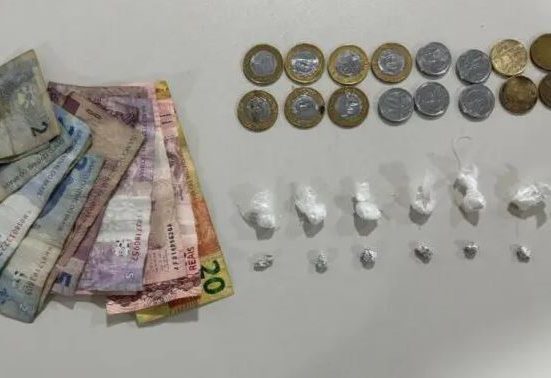 policiais-do-12o-bpm-desarticula-esquema-de-trafico-em-bar-de-camacari