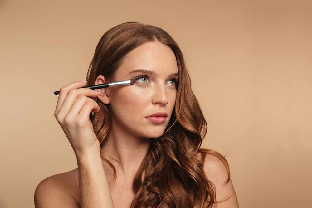 make-de-verao:-dicas-para-a-maquiagem-durar-mais-tempo