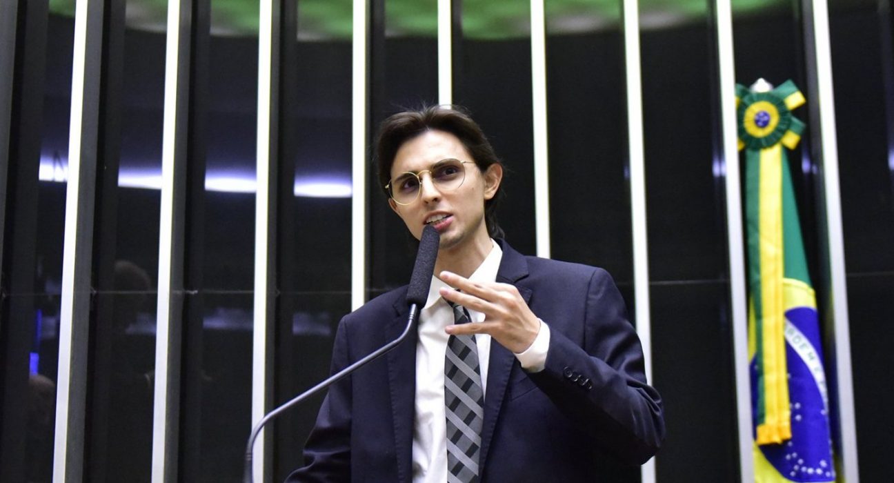 deputado-amom-mandel-da-voz-de-prisao-a-policiais-durante-abordagem-em-manaus