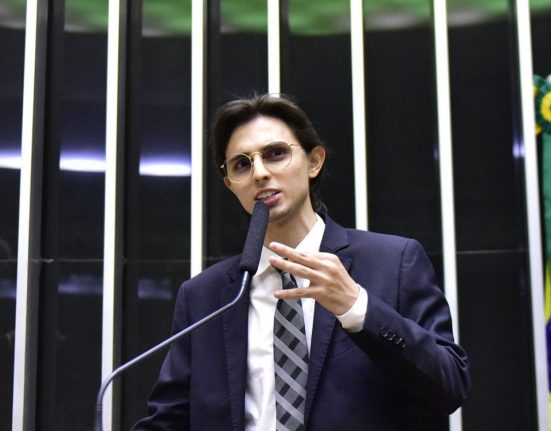 deputado-amom-mandel-da-voz-de-prisao-a-policiais-durante-abordagem-em-manaus