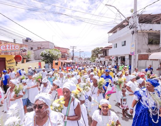 barra-do-pojuca-abre-o-ciclo-de-festas-de-verao-de-camacari-com-tradicional-lavagem