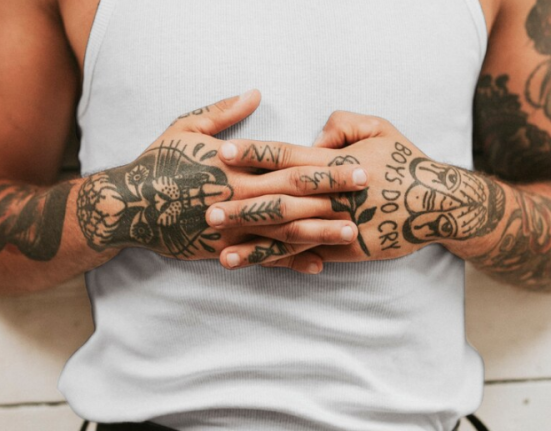 local-da-tatuagem-pode-influenciar-na-dor-e-cicatrizacao