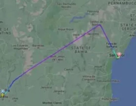 aviao-da-latam-faz-pouso-de-emergencia-em-salvador-apos-copiloto-passar-mal
