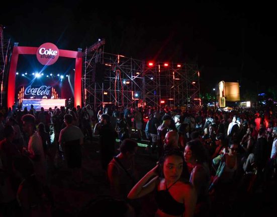 coca-cola-leva-iniciativas-sustentaveis-e-interativas-ao-festival-de-verao-de-salvador-2024