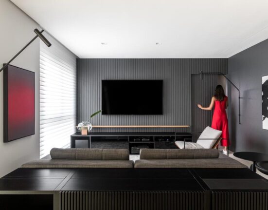 escritorio-nk-arquitetura-assina-apartamento-com-tons-escuros-que-garantem-luxo-e-sofisticacao