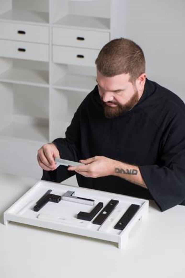 guilherme-torres-desenvolve-linha-ourives-para-a-pado