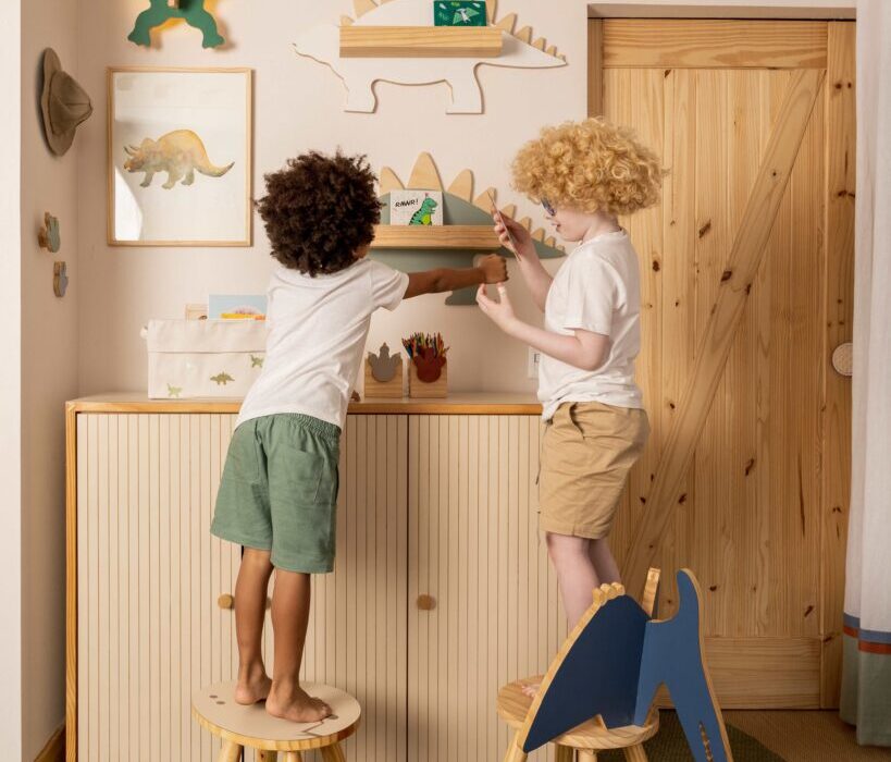 colecao-kinder-dinossauro-apresenta-pecas-inspiradas-no-universo-pre-historico